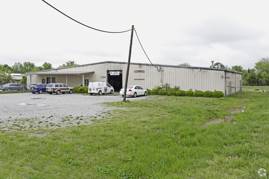 1700 S 1st St, Rogers, AR for sale - Primary Photo - Image 1 of 1