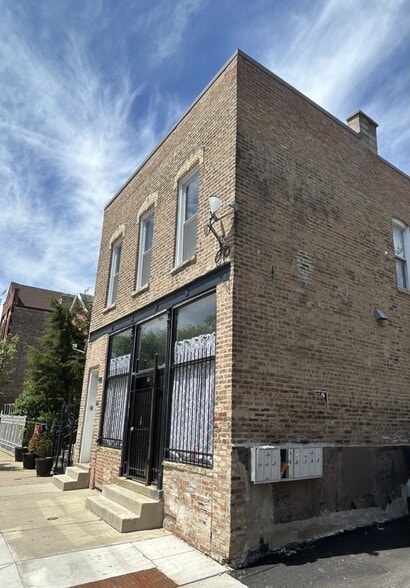 1616 W 18th Pl, Chicago, IL for lease - Building Photo - Image 3 of 10