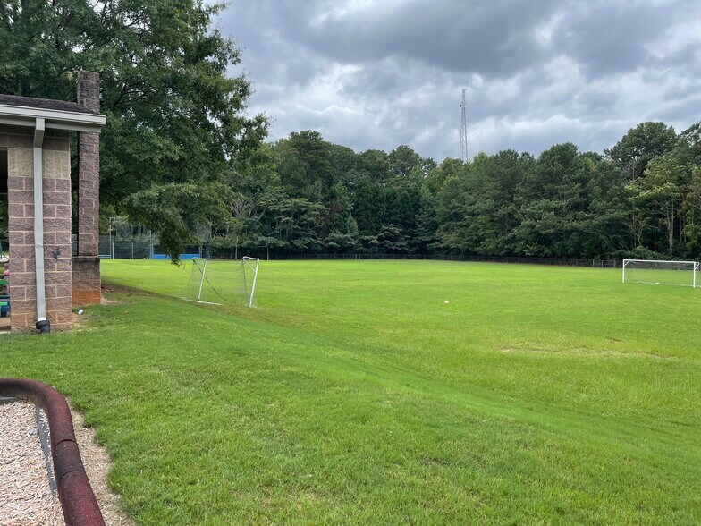 1015 Okelly St SE, Conyers, GA for sale - Other - Image 2 of 2