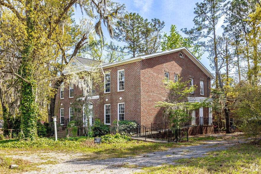 811 5th Ave N, Myrtle Beach, SC for lease - Primary Photo - Image 1 of 5