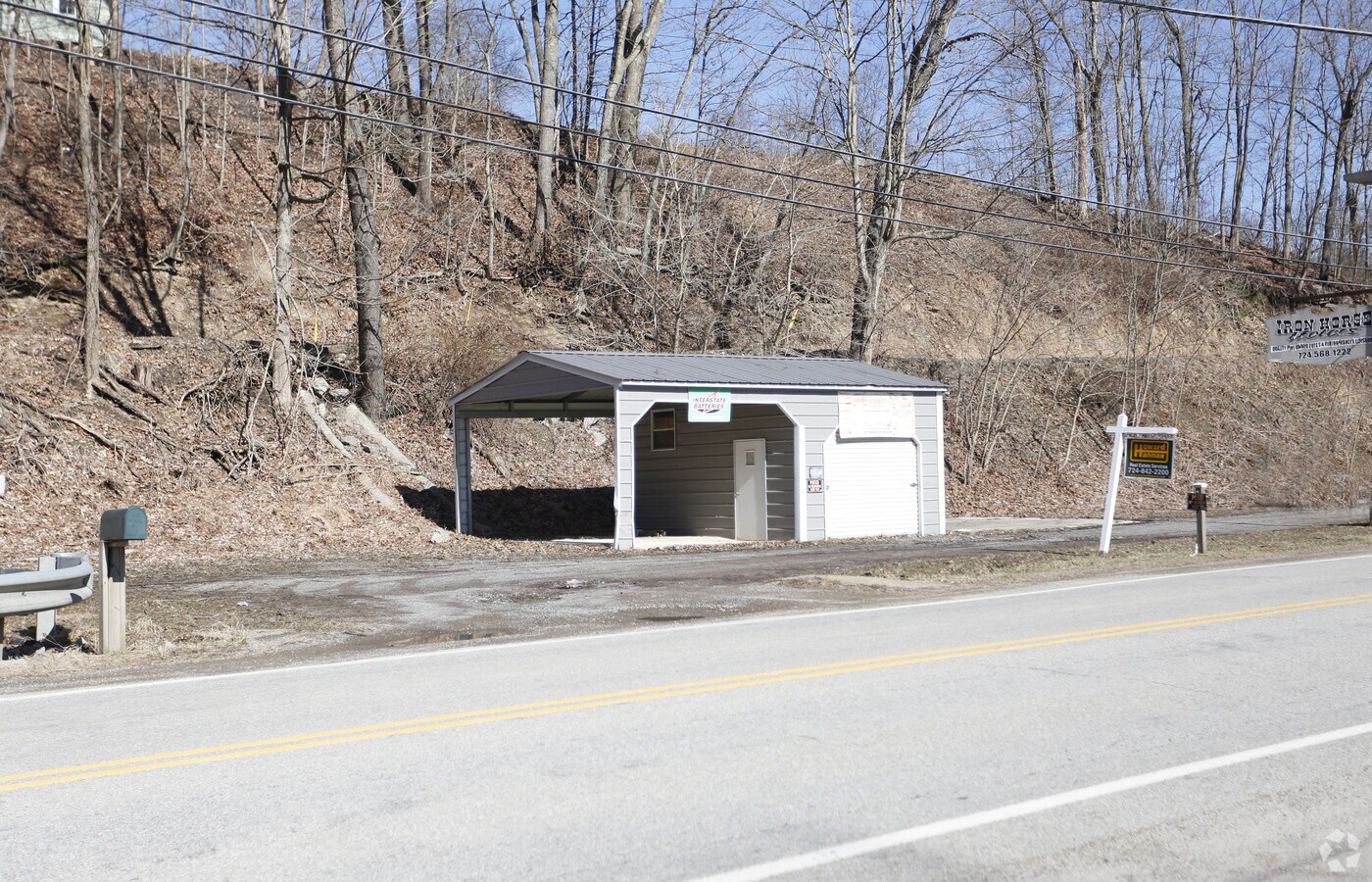 1675 Dime Rd, Vandergrift, PA 15690