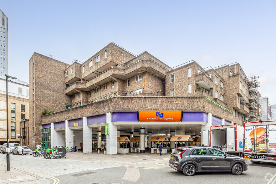 1-5 Cherry Tree Walk, London for lease - Building Photo - Image 2 of 3