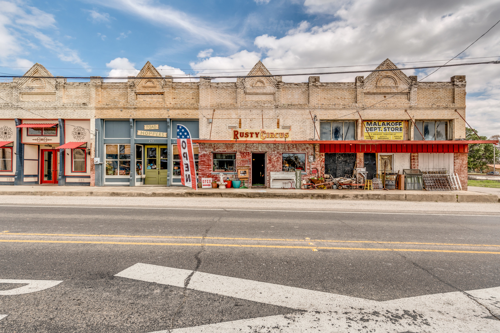 215 S Terry St, Malakoff, TX for sale Other- Image 1 of 1