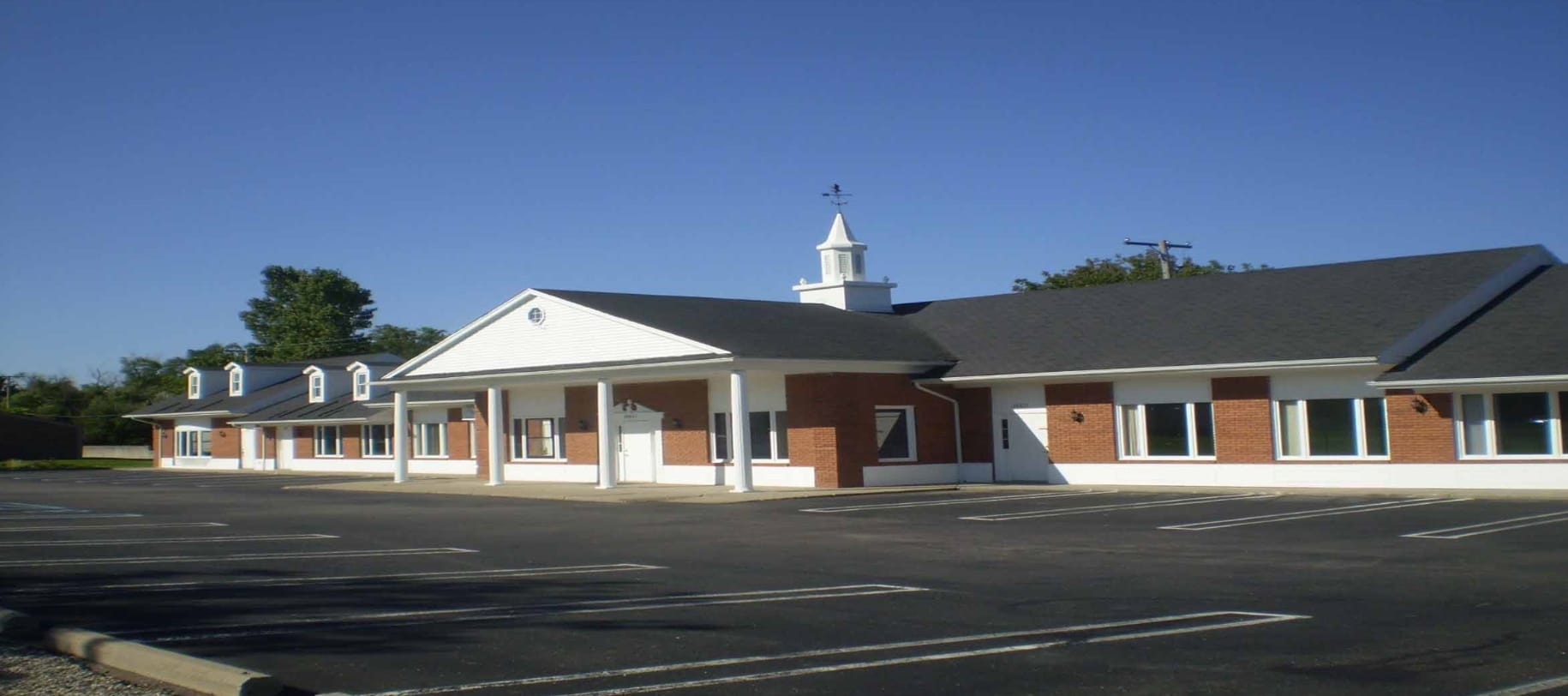 2660326647 Southfield Rd, Lathrup Village, MI 48076