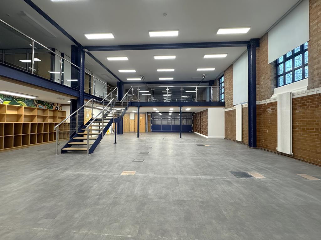 1 Linkfield Rd, Isleworth for lease Interior Photo- Image 1 of 17