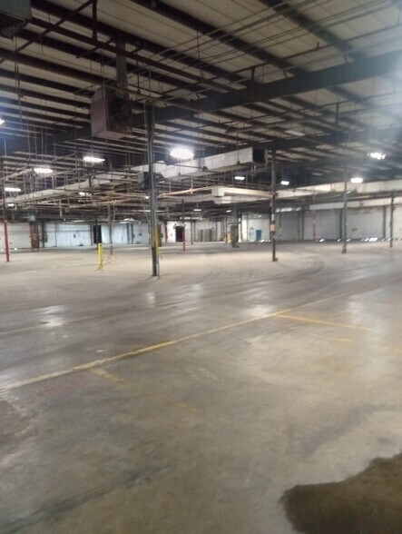 450 W Polk St, Bartow, FL for lease - Interior Photo - Image 2 of 3