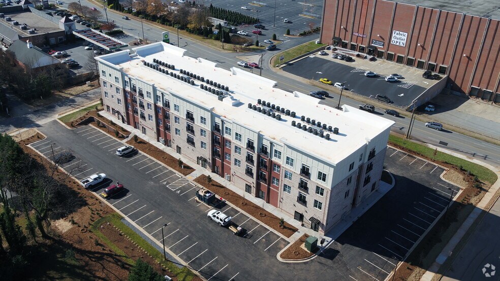 2800 Lawndale Dr, Greensboro, NC 27408 Kirkwood Place