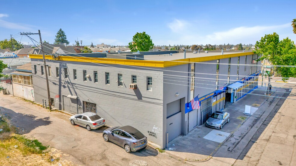 1700 International Blvd, Oakland, CA for sale - Building Photo - Image 2 of 25