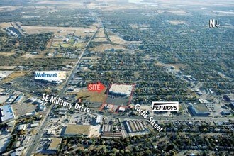 910 SE Military Dr, San Antonio, TX - Aerial  map view
