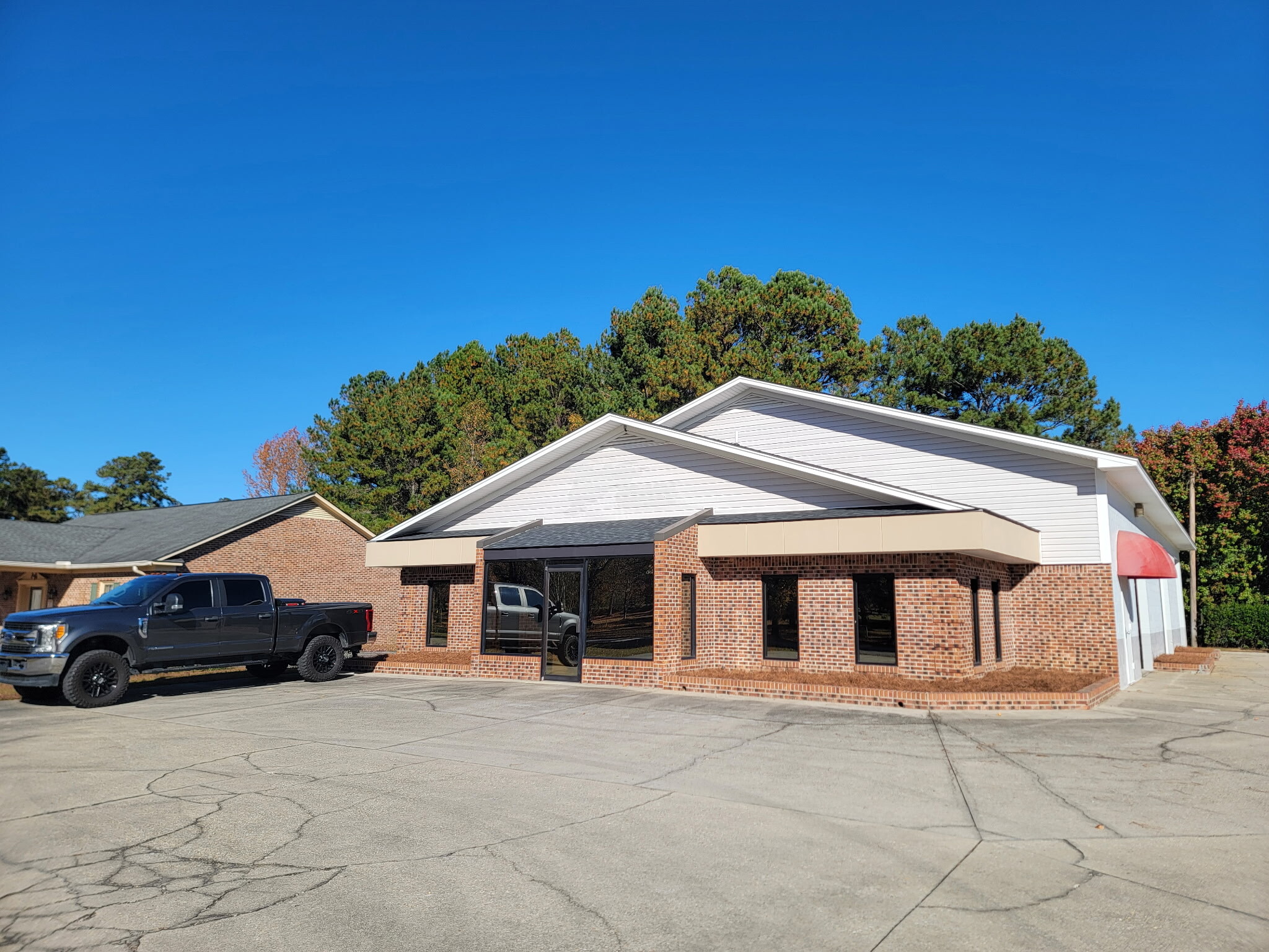 1106 Goodale Ave, Camden, SC for sale Building Photo- Image 1 of 37