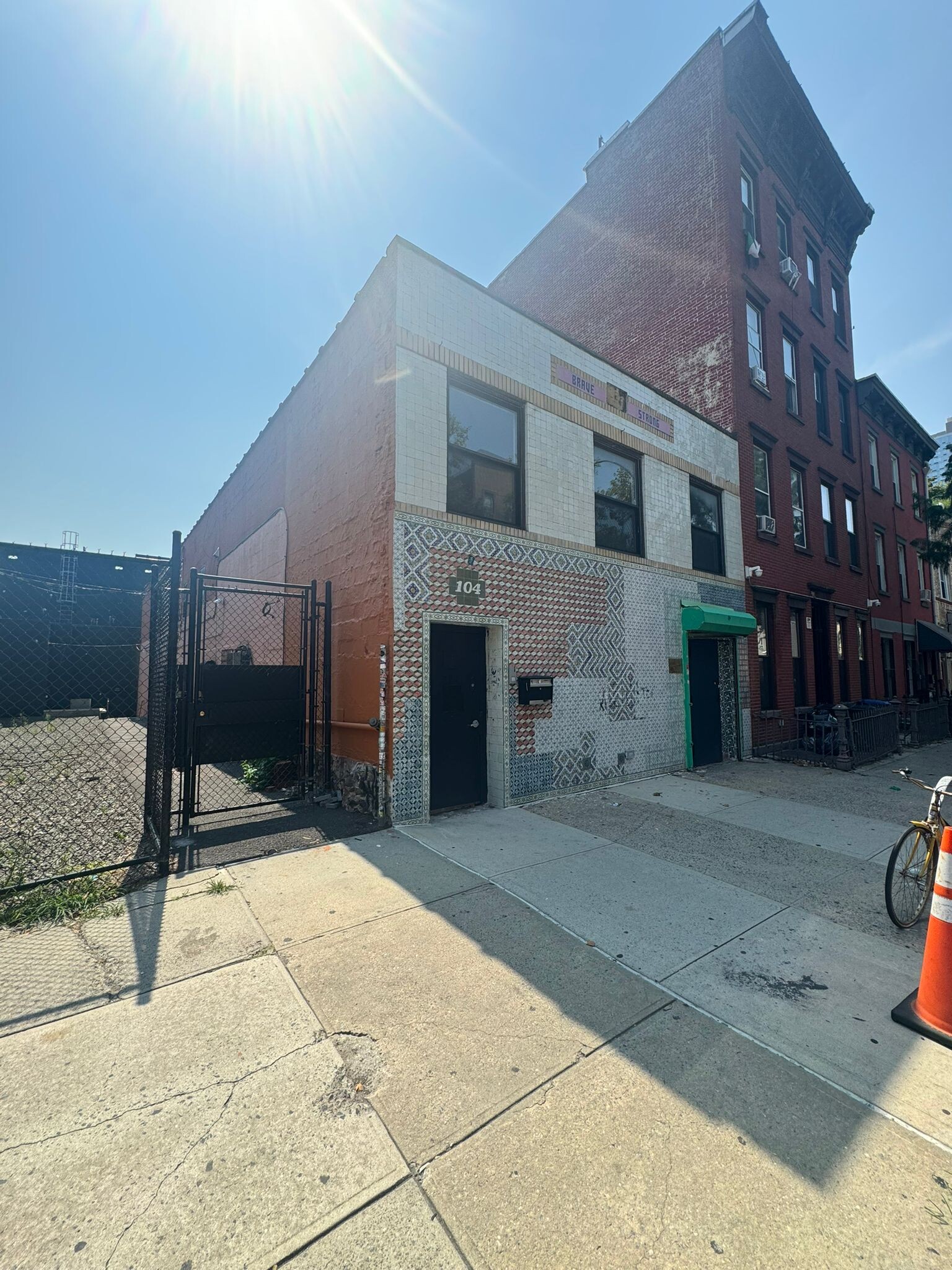 104 N 7th St, Brooklyn, NY for lease Building Photo- Image 1 of 7