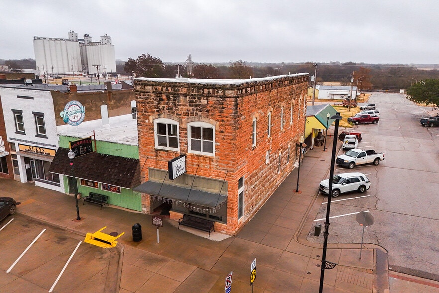 30 S Main St, Caldwell, KS for sale - Building Photo - Image 2 of 47