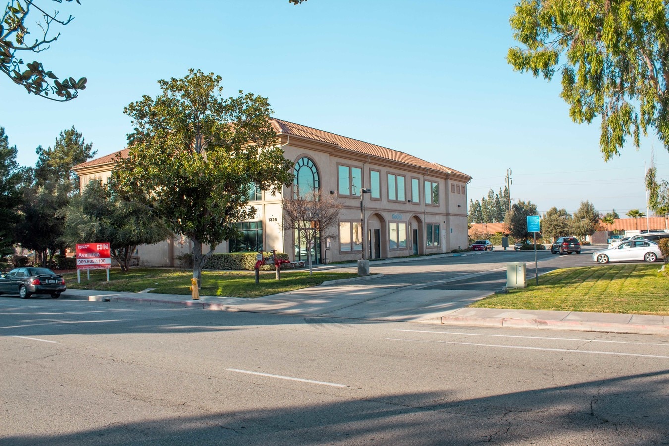 1325 E Cooley Dr, Colton, CA 92324