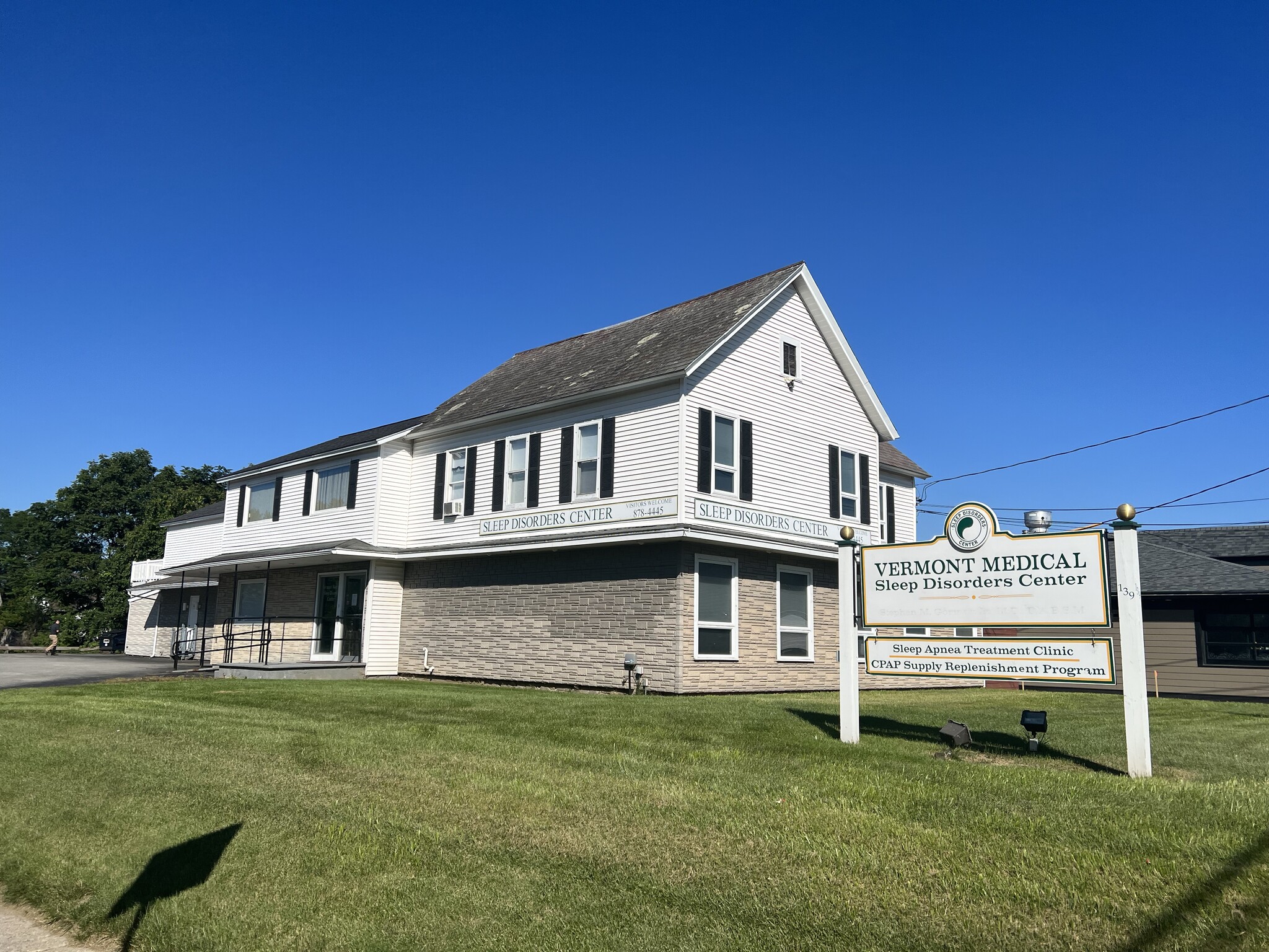 139 Pearl St, Essex Junction, VT for sale Primary Photo- Image 1 of 1