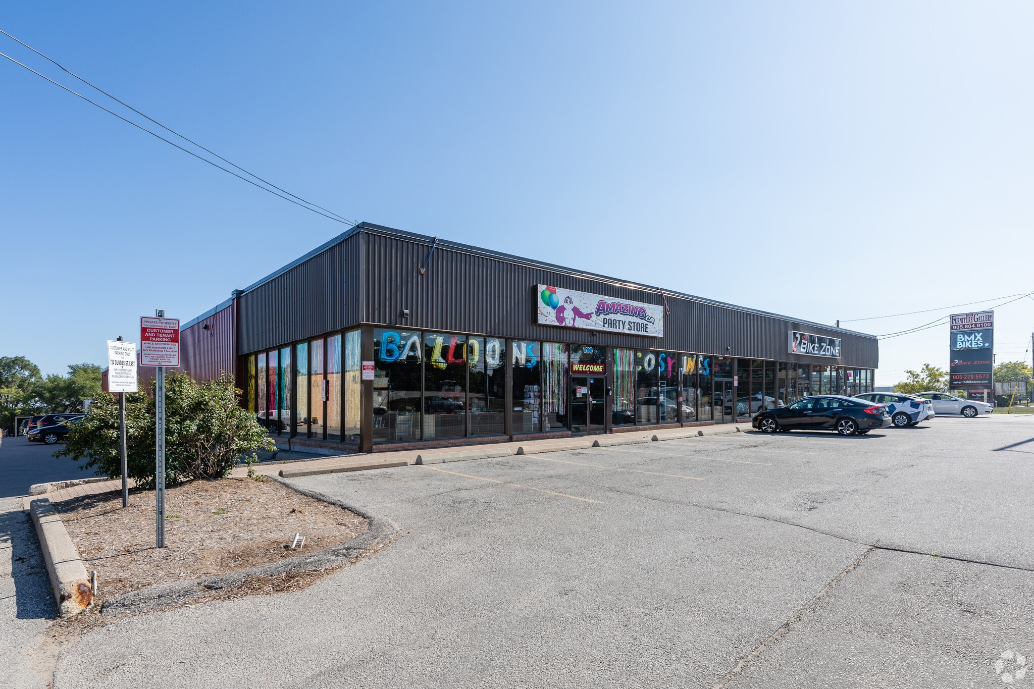 734 Dundas St E, Mississauga, ON for sale Primary Photo- Image 1 of 1