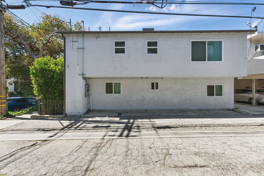 11565 Iowa Ave, Los Angeles, CA for sale - Building Photo - Image 2 of 17
