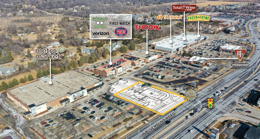 17630 W Bluemound Rd, Brookfield, WI for lease Primary Photo- Image 1 of 4