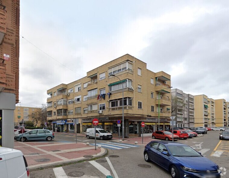 Multifamily in Parla, Madrid for sale - Primary Photo - Image 1 of 1