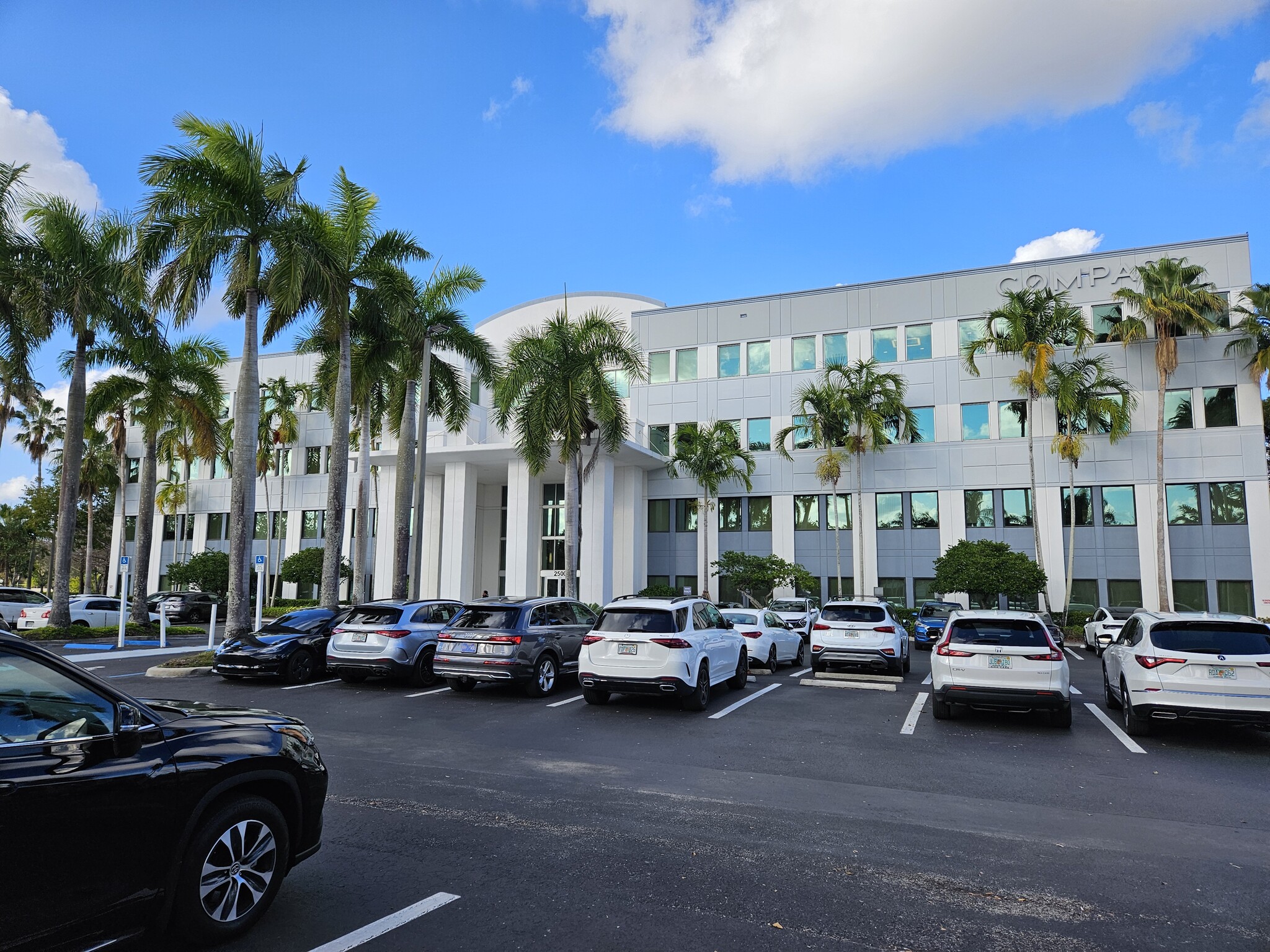 2500 Weston Rd, Weston, FL for lease Building Photo- Image 1 of 13