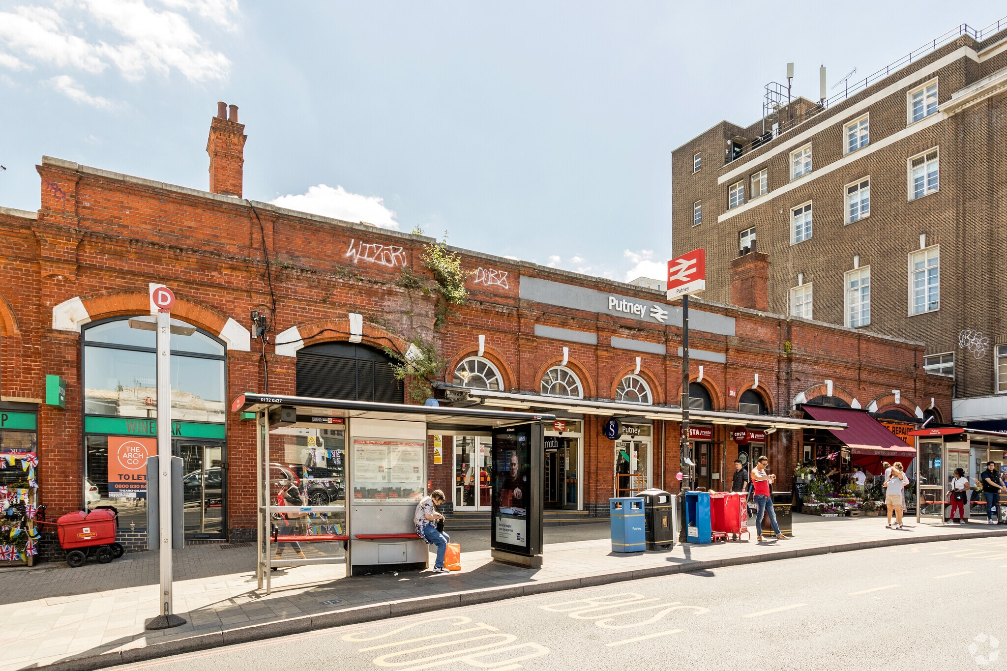 161-163 Putney High St, London for sale Primary Photo- Image 1 of 1