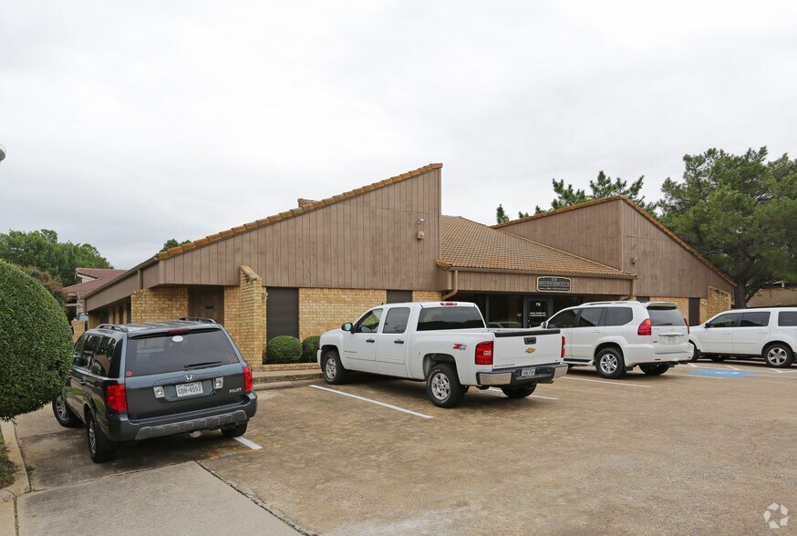 719 N Fielder Rd, Arlington, TX for sale - Primary Photo - Image 1 of 1