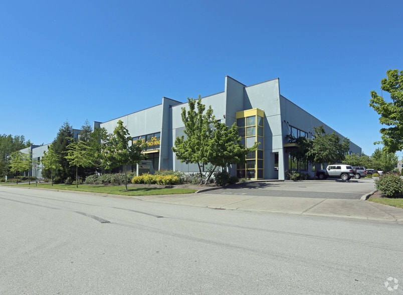 19057 25th Ave, Surrey, BC for sale - Primary Photo - Image 1 of 1