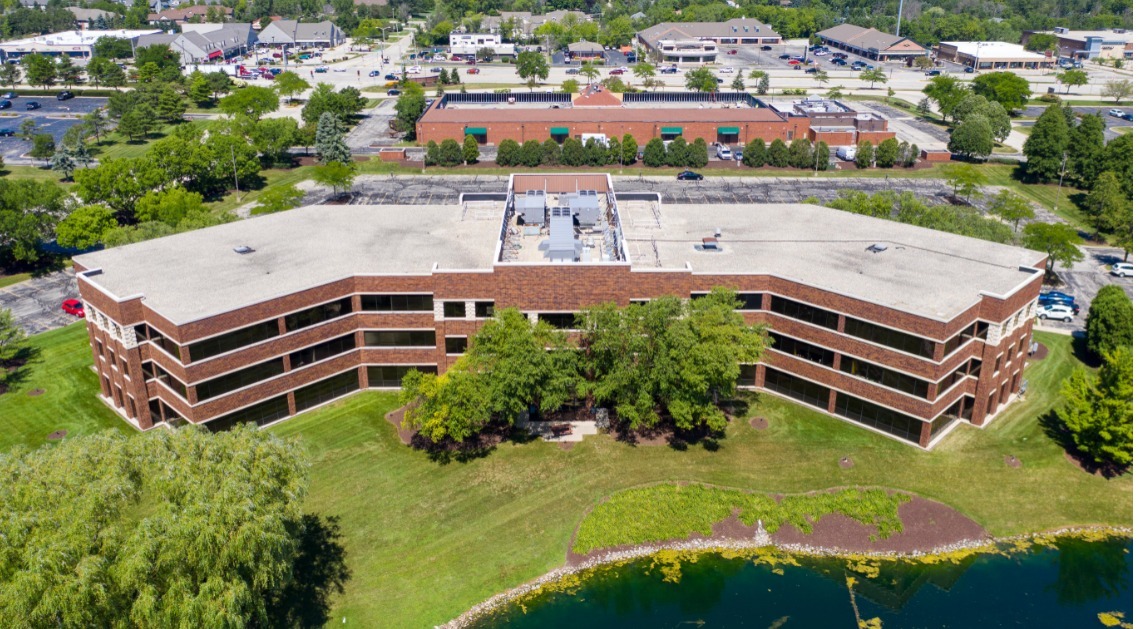 300 N Corporate Dr, Brookfield, WI for lease Building Photo- Image 1 of 12