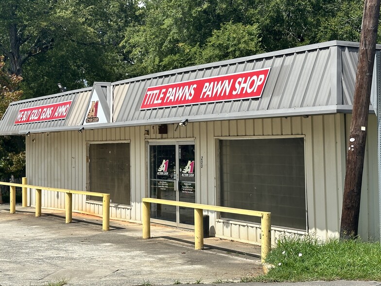 200 S Oak St, Eatonton, GA for sale - Primary Photo - Image 1 of 1