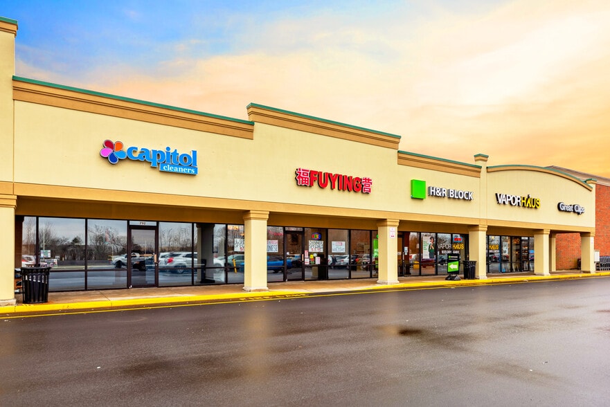 780-798 Northwoods Blvd, Vandalia, OH for lease - Building Photo - Image 3 of 9