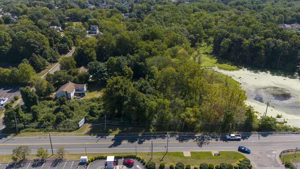 Block 110 Lot 3 Bridgeton Pike, Mantua, NJ for sale - Building Photo - Image 2 of 4