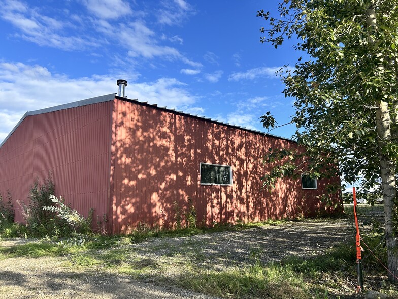 2431 Hill Rd, Fairbanks, AK for sale - Building Photo - Image 2 of 22