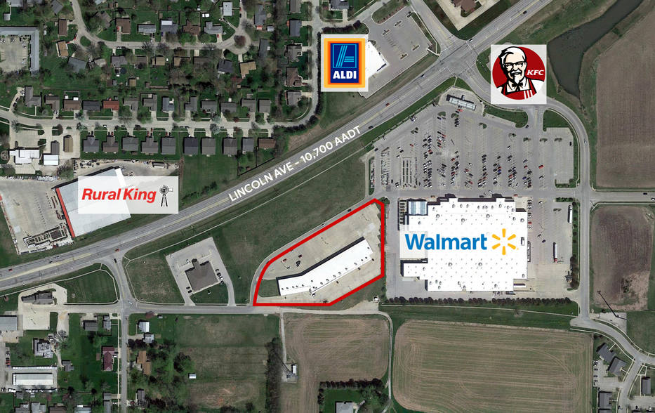 2100-2110 Woodfall Dr, Charleston, IL for lease - Building Photo - Image 3 of 3