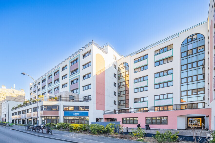 Office in Ivry-sur-Seine for lease - Primary Photo - Image 1 of 4