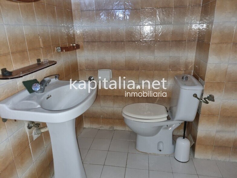 Retail in Ontinyent, Valencia for sale - Building Photo - Image 3 of 4