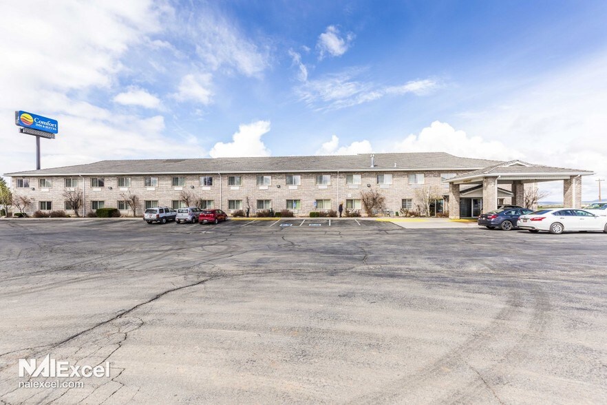 940 S Highway 99, Fillmore, UT for sale - Building Photo - Image 1 of 1