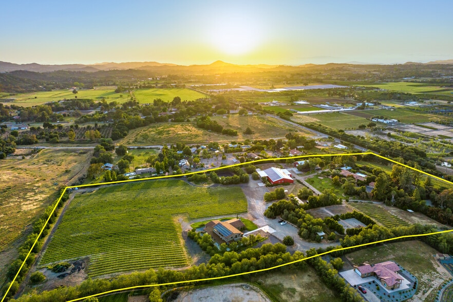 30801 Valley Center Rd, Valley Center, CA for sale - Building Photo - Image 1 of 1