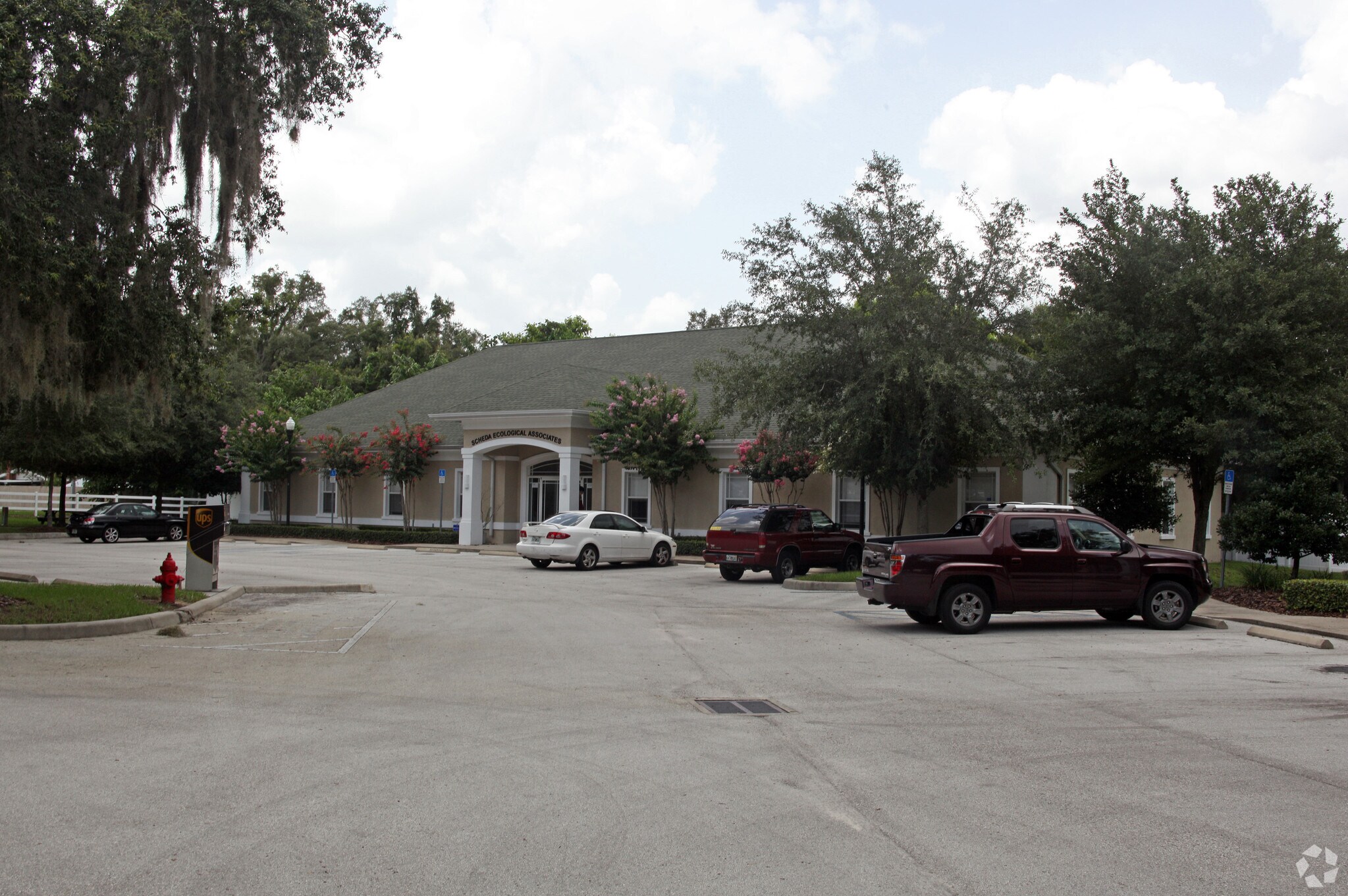 5892 E Fowler Ave, Tampa, FL for sale Primary Photo- Image 1 of 1