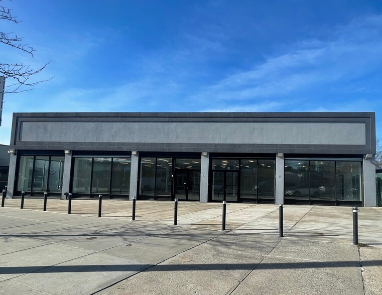 2975 Avenue U, Brooklyn, NY for lease - Primary Photo - Image 1 of 3