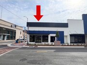 4000 SF Corner Space with Side Gate Delivery - Loft