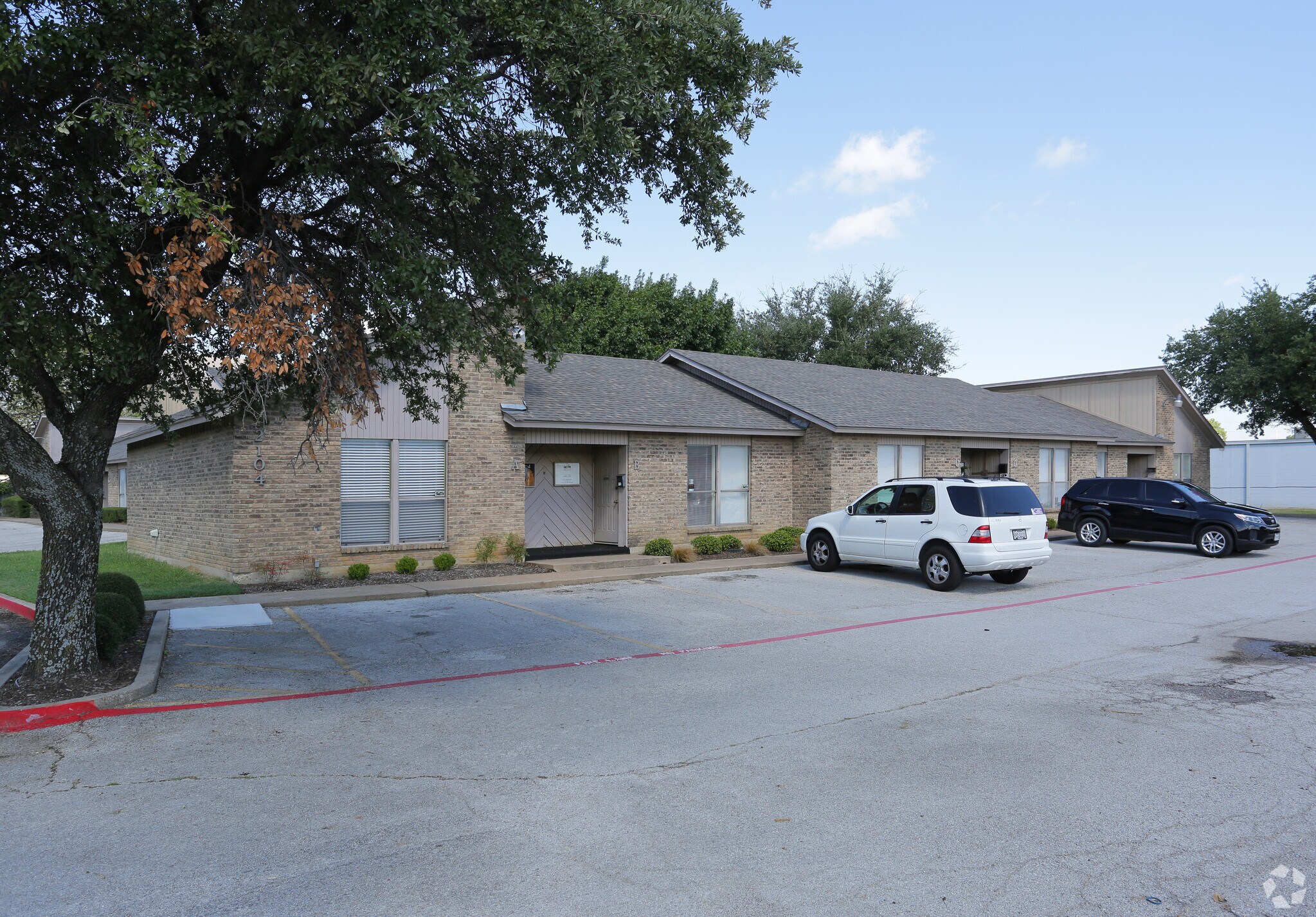 2100 Roosevelt Dr, Arlington, TX 76013