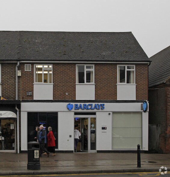 38 High St, Abbots Langley for sale - Primary Photo - Image 1 of 1