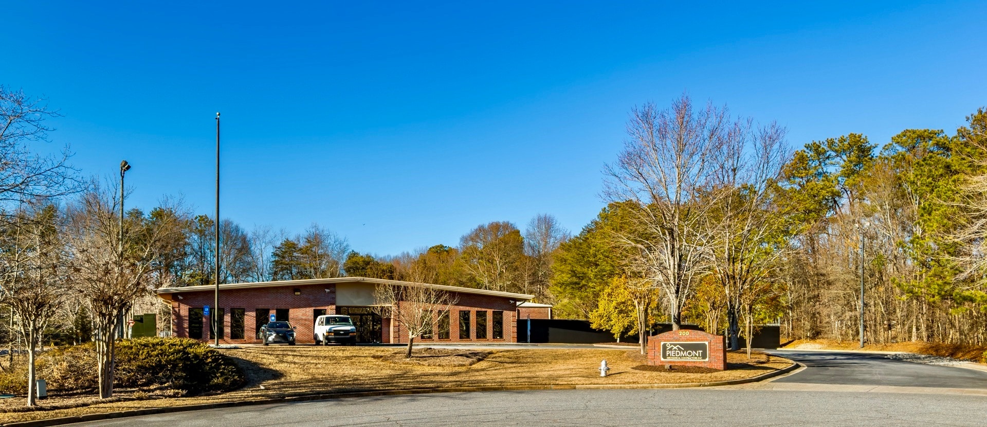 200 Grayson Industrial Pky, Grayson, GA for lease Building Photo- Image 1 of 7