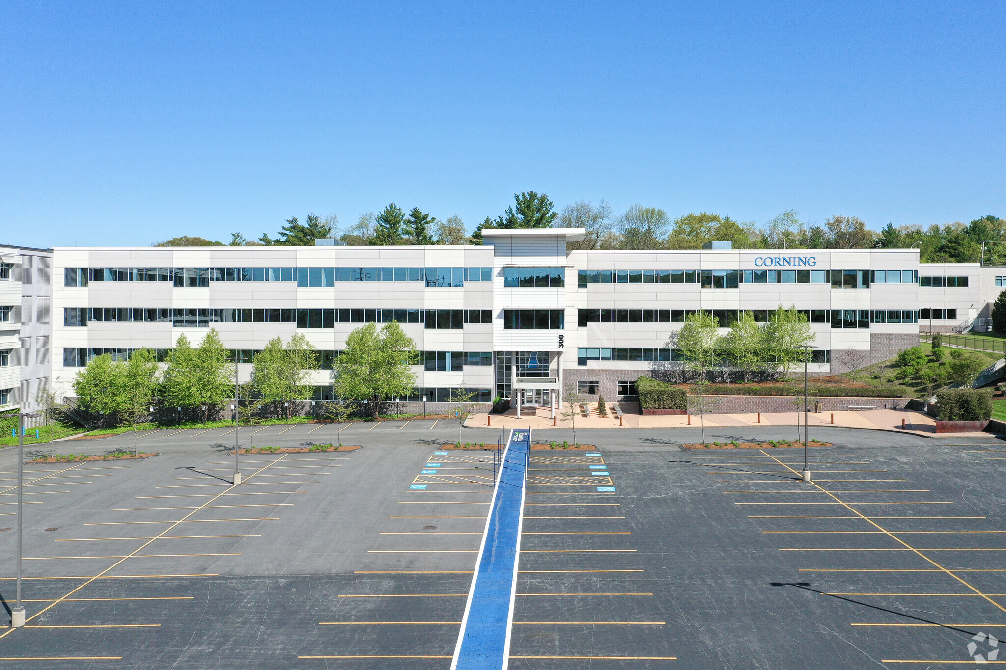 300 Innovation Dr, Tewksbury, MA for lease Building Photo- Image 1 of 17