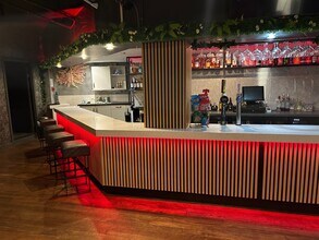 13 Keith St, Hamilton for lease Interior Photo- Image 2 of 4