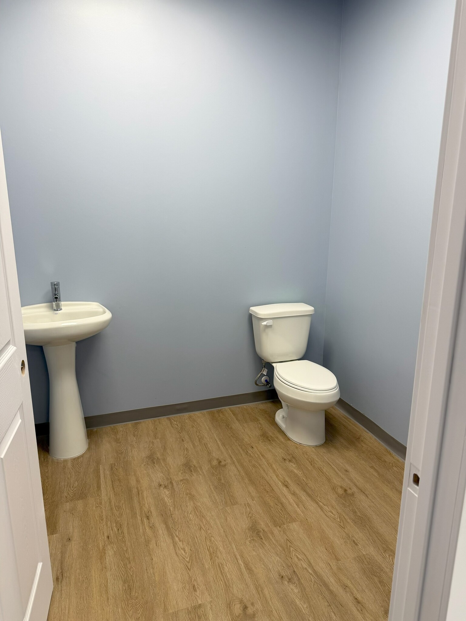 4518 N Main St, Baytown, TX for lease Interior Photo- Image 1 of 5