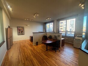 1811-1819 W North Ave, Chicago, IL for lease Building Photo- Image 2 of 8