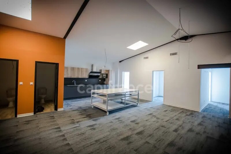 Office in Sète for lease - Interior Photo - Image 2 of 8