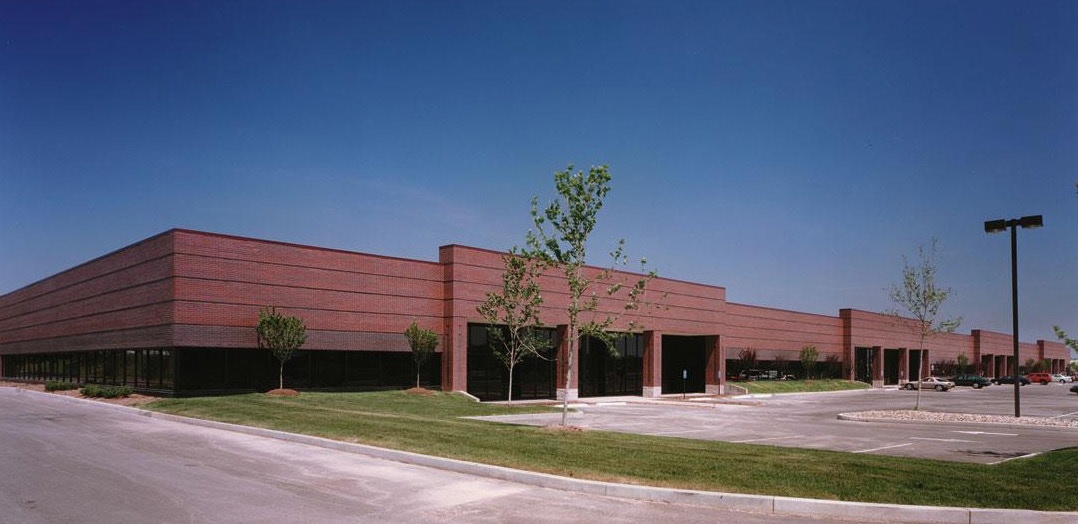 3771-3797 Corporate Center Dr, Earth City, MO for lease Building Photo- Image 1 of 6