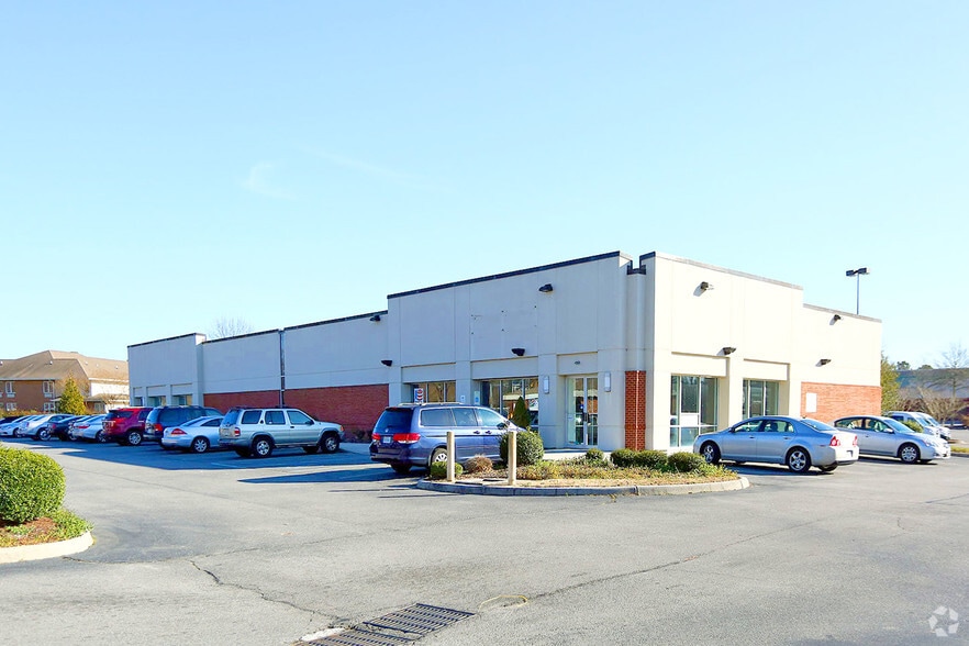 5601-5627 W High St, Portsmouth, VA for lease - Building Photo - Image 1 of 5
