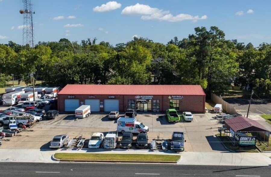 414 E Tyler St, Athens, TX 75751 Retail for Sale